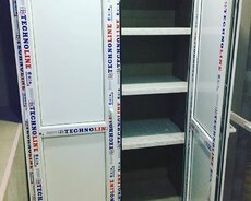 Plastik şkaflarin yığılması