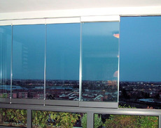 Cam balkon